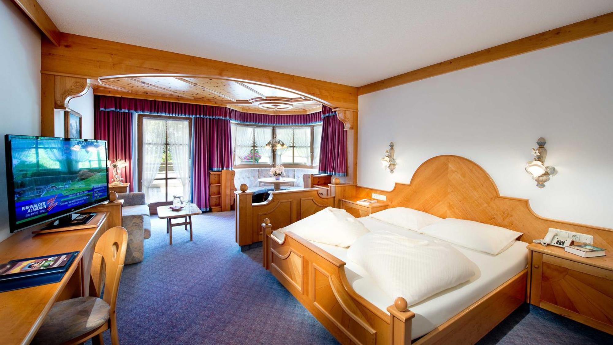Hotel Bergland Lermoos Ngoại thất bức ảnh