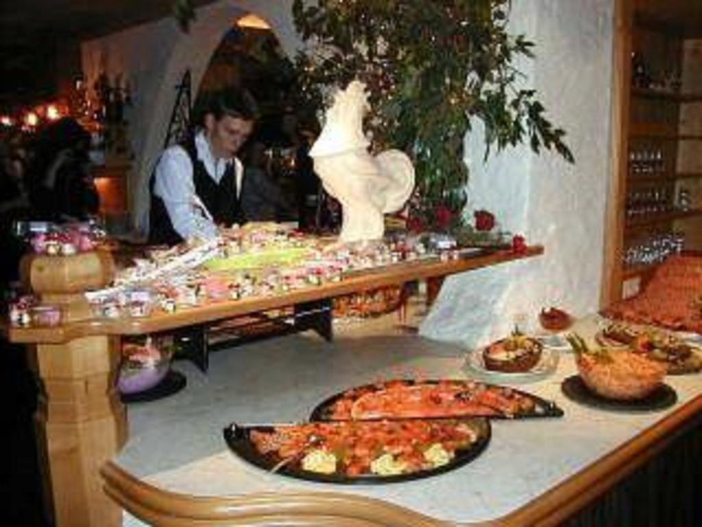 Hotel Bergland Lermoos Ngoại thất bức ảnh